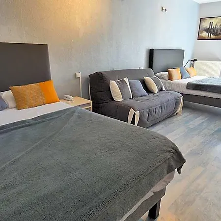Logis Emeraude 2*