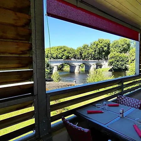 Logis Emeraude Hotel Confolens