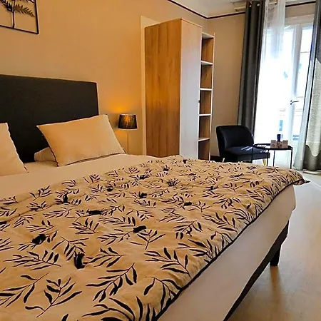 Logis Emeraude Hotel 2*