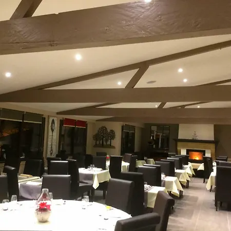 Logis Emeraude Hotel 2*