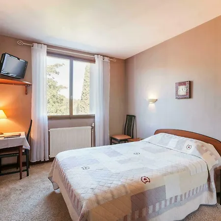 Hotel Logis Emeraude