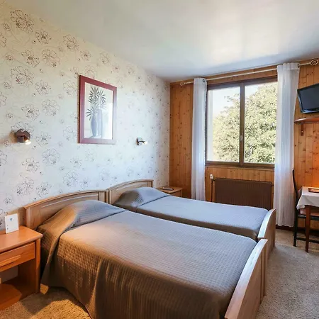 Hotel Logis Emeraude
