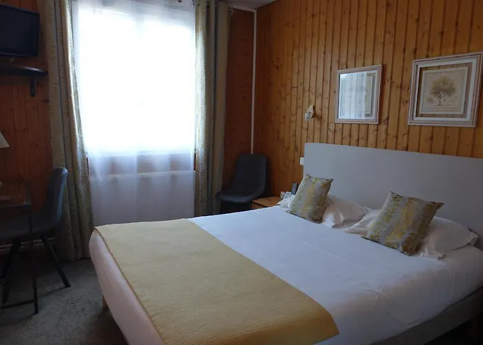 Logis Emeraude Hotel