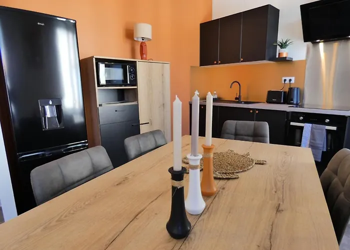 Logis Emeraude 2* Confolens