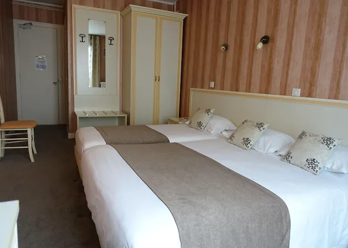 Logis Emeraude 2* Confolens